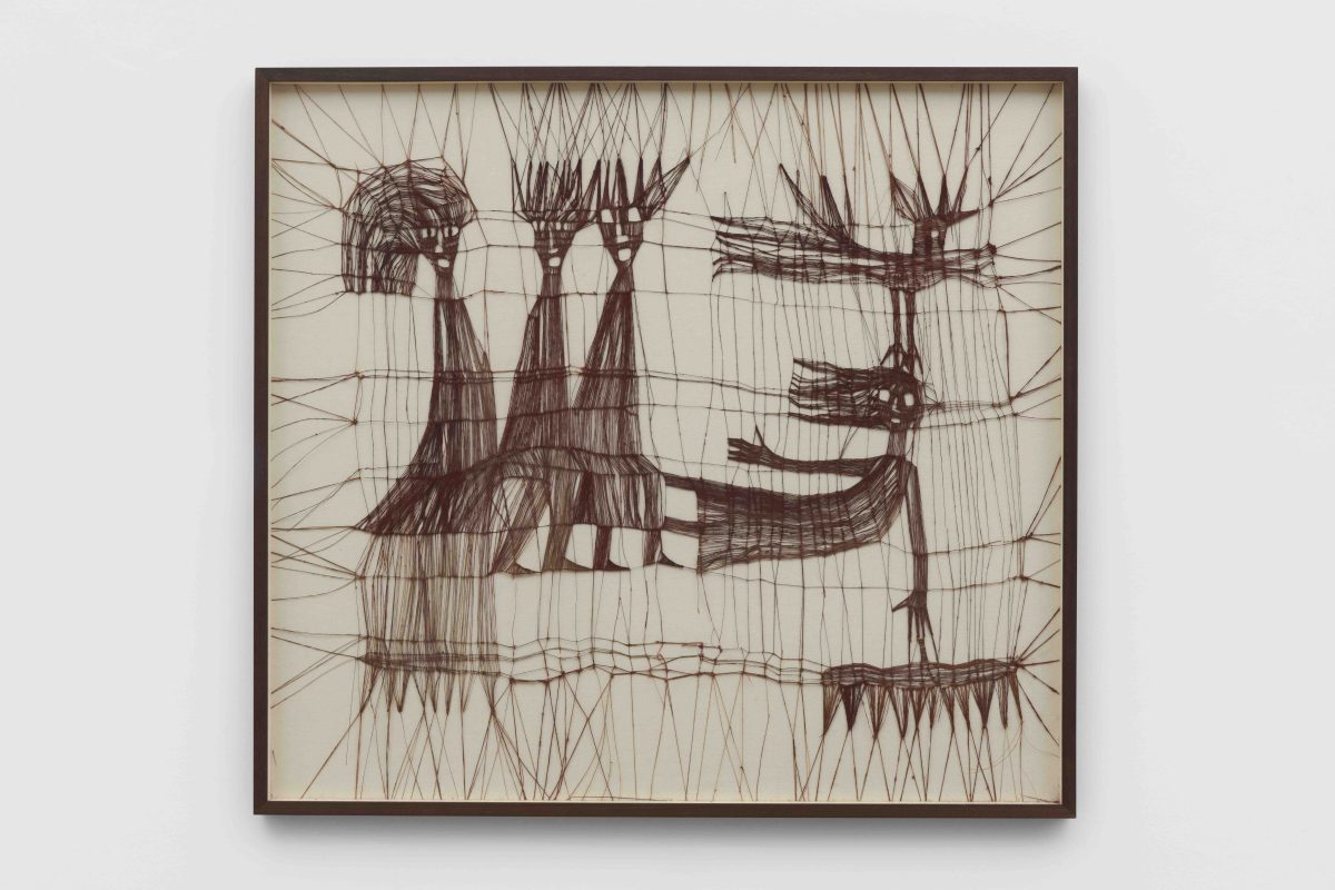 Luba Krejci, <i>Primitive figures Birds and Insects</i>, 1970</br>knotted linen</br>
103 x 113 x 5 cm / 40.5 x 44.5 x 2 in