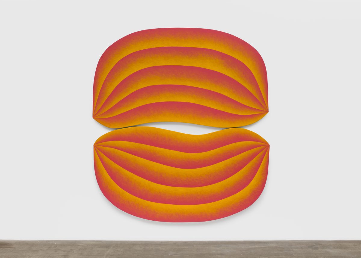 Corydon Cowansage, <i>Splitting (Peach and Yellow)</i>, 2023</br> acrylic on canvas over shaped stretchers </br>
213,4 x 193 cm / 84 x 76 in