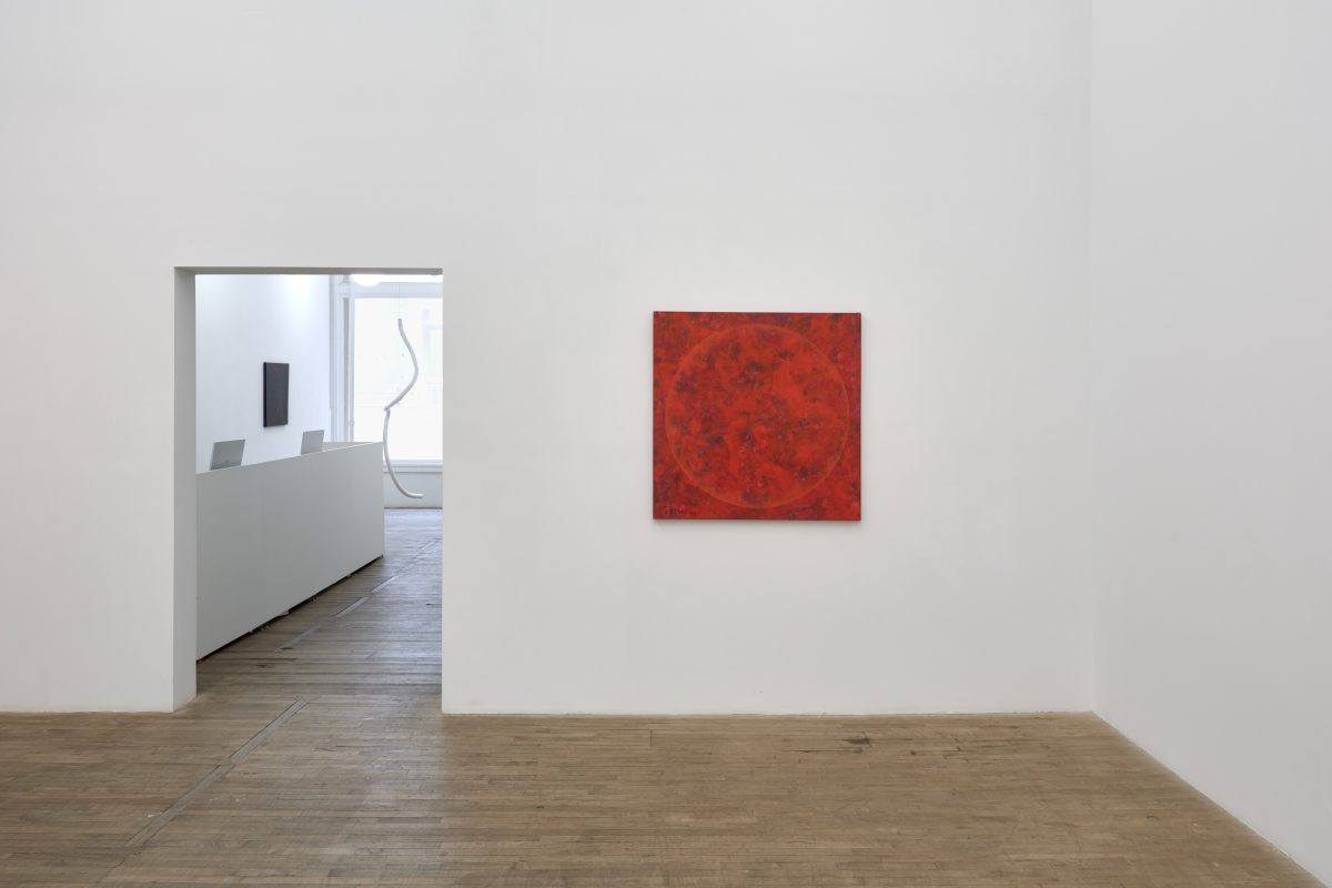 Tomie Ohtake, 2023 </br> installation view, kaufmann repetto, new york