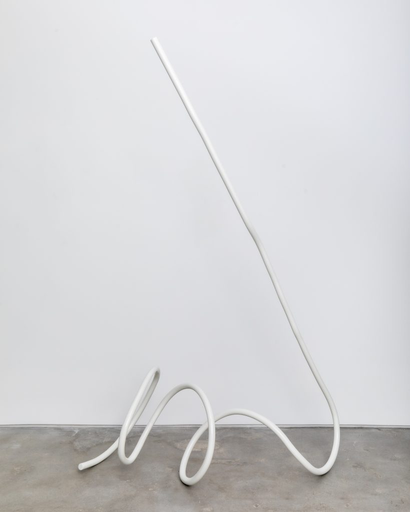 Tomie Ohtake, <i> Untitled</i>, 2013 </br>tubular carbon steel painted with automotive paint</br>260 x 120 x 140 cm / 102.4 x 47.3 x 55.1 in