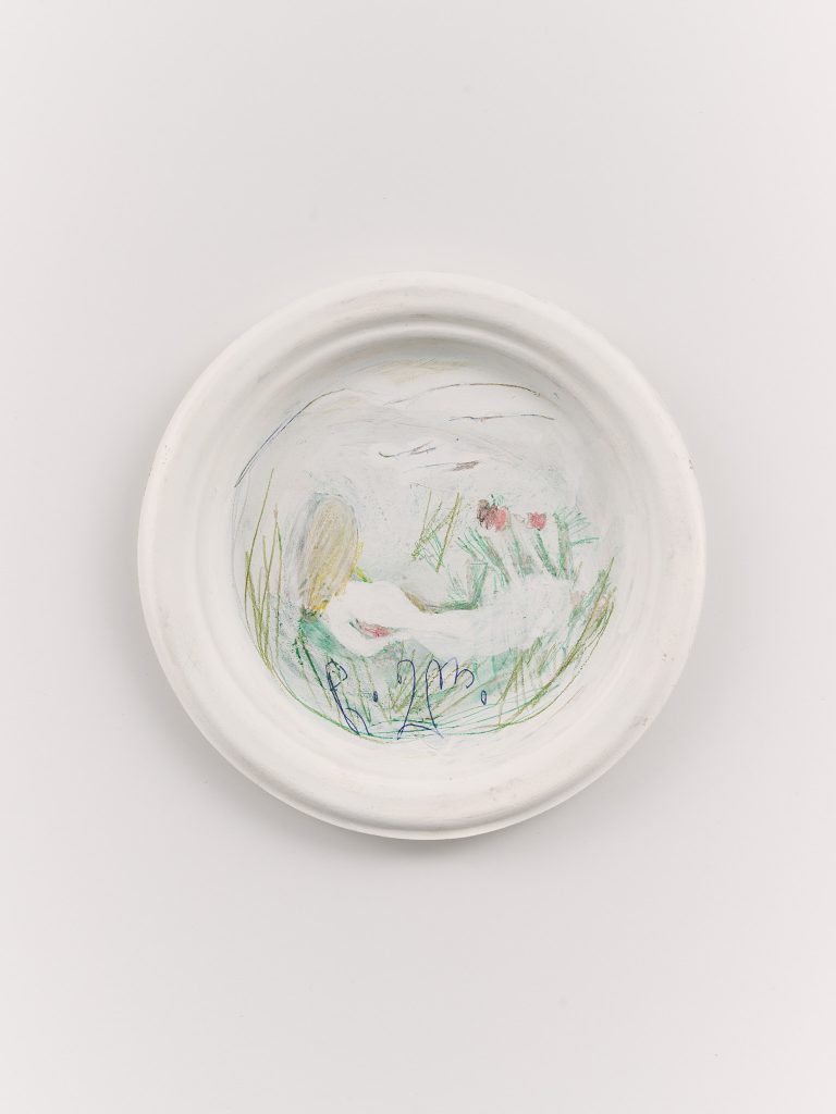 <i>Untitled</i>, undated</br>pastel, gouache on paper plate</br>17,8 x 17,8 cm / 7 x 7 in