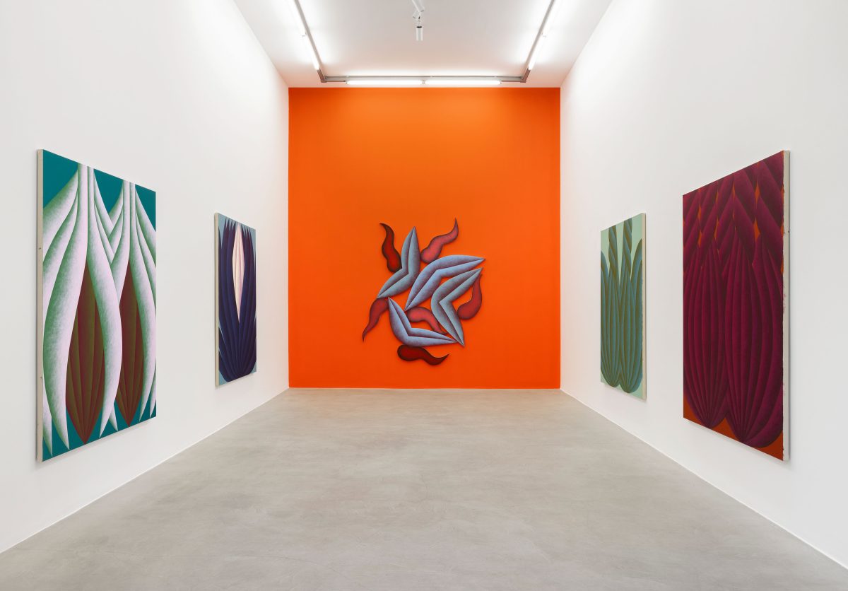 <i>separation anxiety</I>, 2024</br>
installation view, kaufmann repetto milan