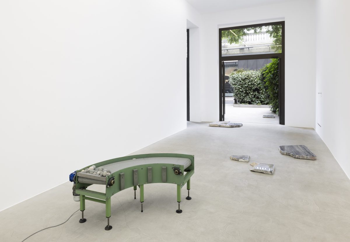 <i>Days of Inertia,</i> 2025 </br>
installation view, kaufmann repetto, Milan</br>