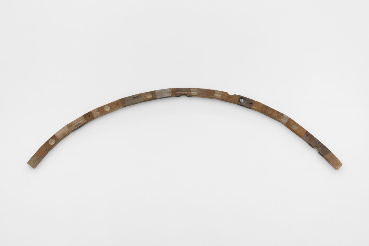 <i> Bubble Cult (Porta),</i> 2025 </br>
wooden spirit levels </br> 55 x 200 x 3.5 cm / 21.7 x 78.7 x 1.3 in