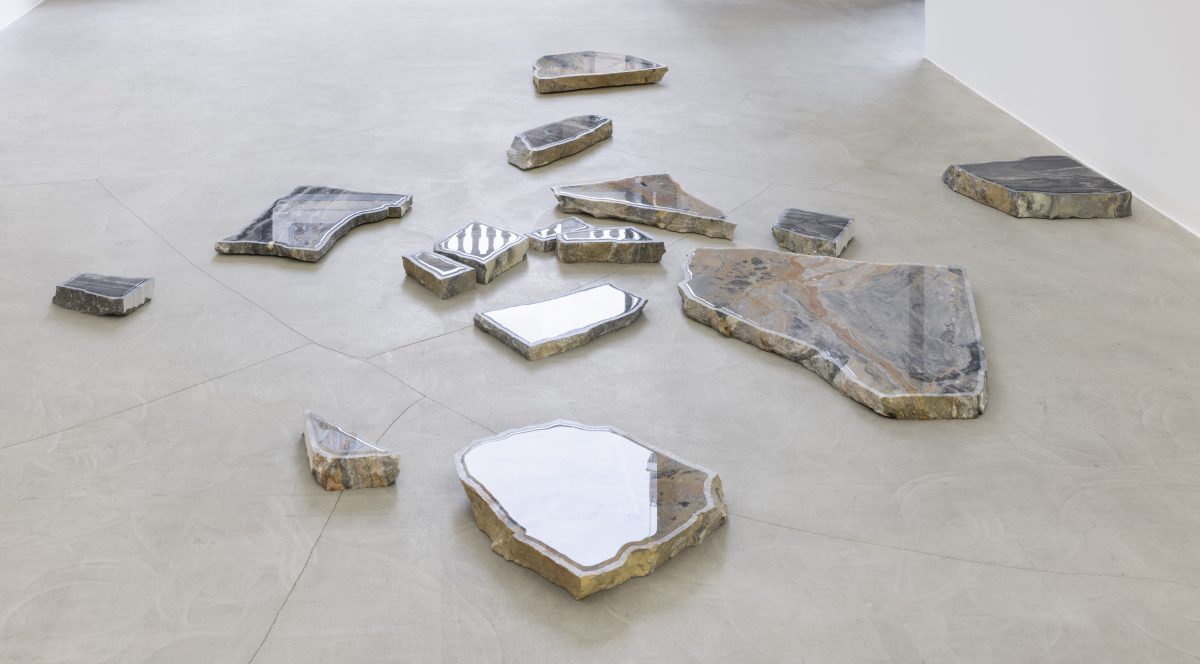 <i>Days of Inertia, </i> 2025 </br>
installation view, kaufmann repetto, Milan</br>