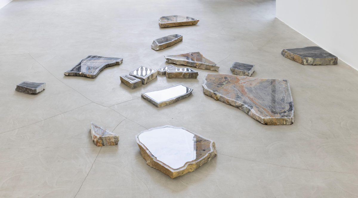 <i>Days of Inertia, </i> 2025 </br>
installation view, kaufmann repetto, Milan</br>