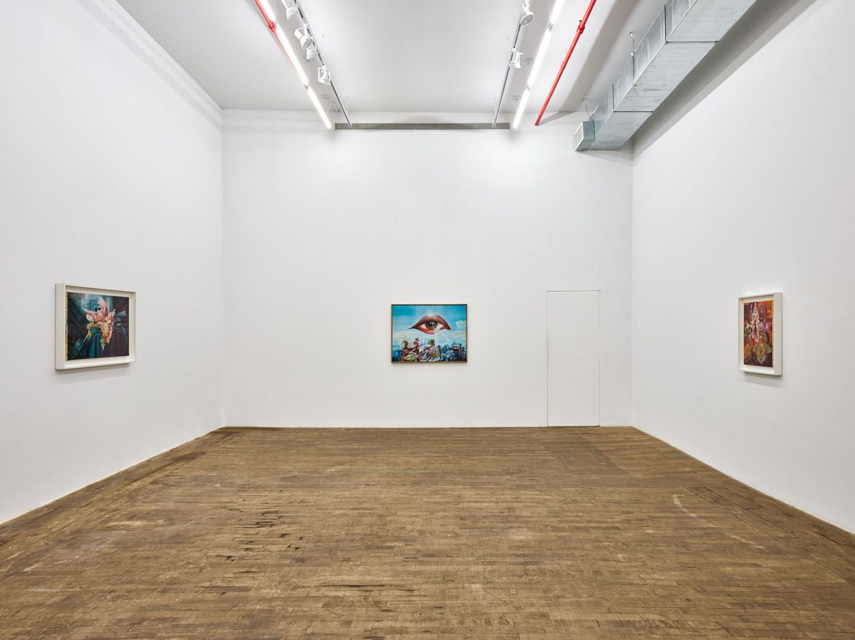 <i>the flower woman, </i> 2025 </br>
installation view, kaufmann repetto, new york</br>
