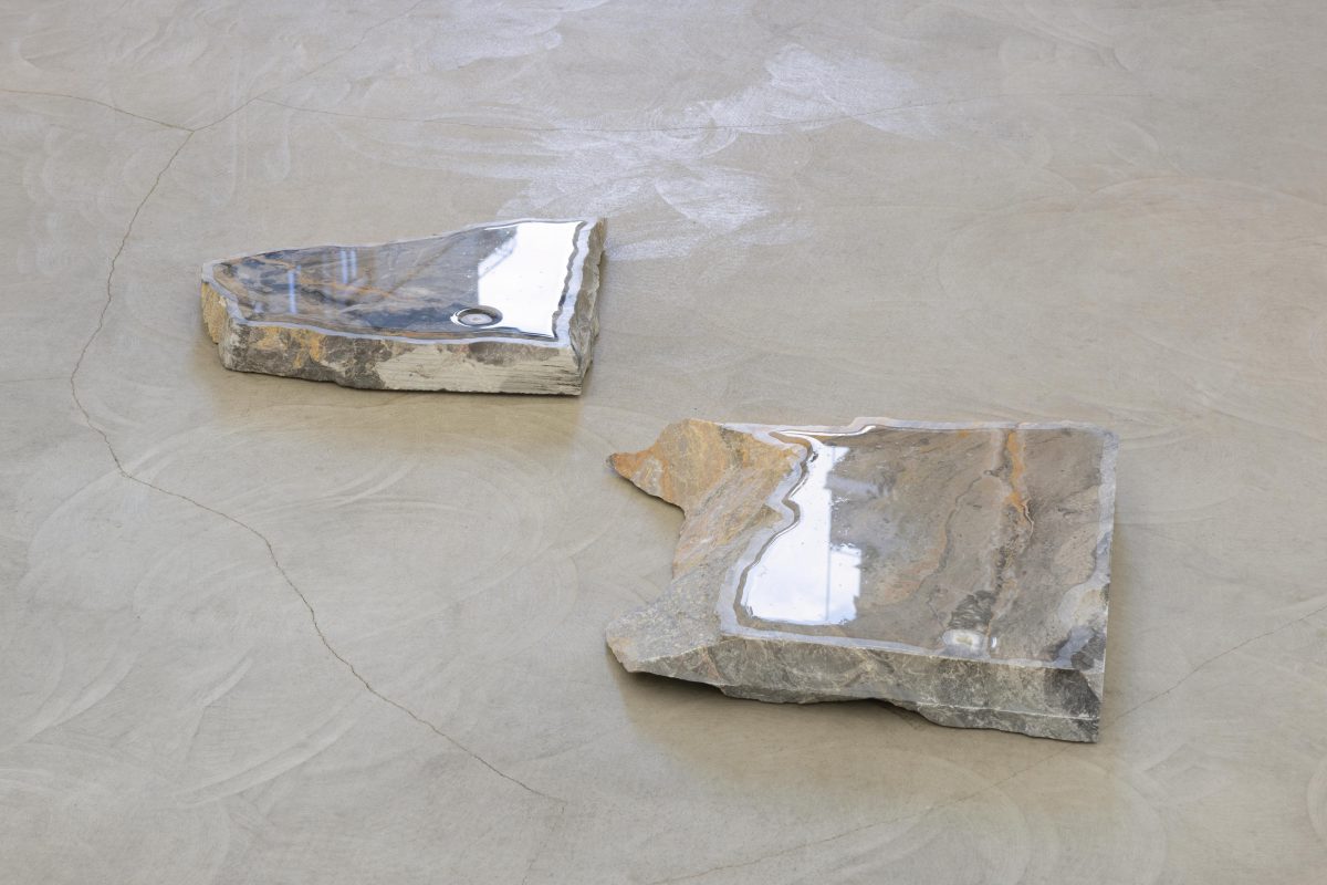 <i>Days of Inertia,</i> 2025 </br>
installation view, kaufmann repetto, Milan</br>