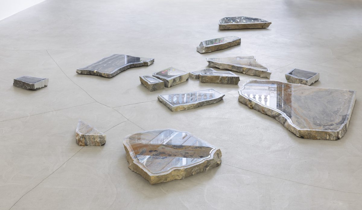 <i>Days of Inertia,</i> 2025 </br>
installation view, kaufmann repetto, Milan</br>