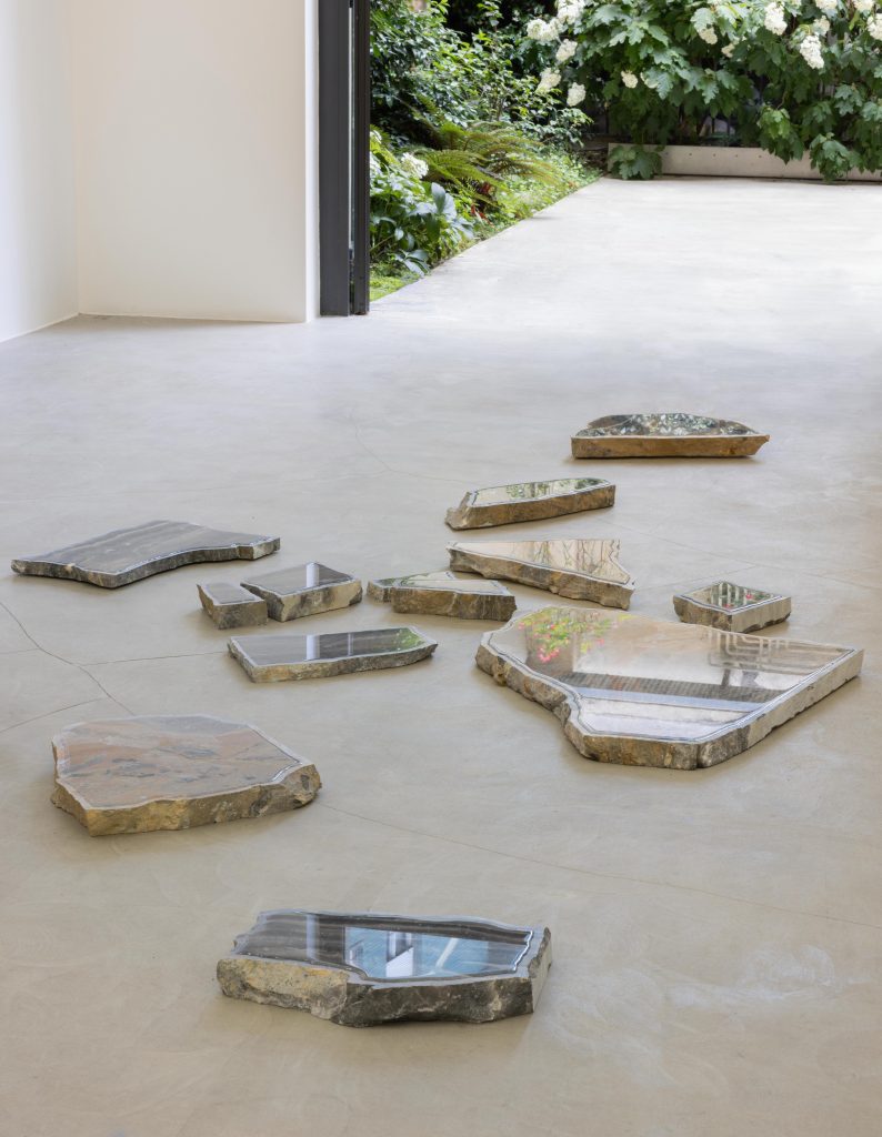<i>Days of Inertia,</i> 2025 </br>
installation view, kaufmann repetto, Milan</br>
