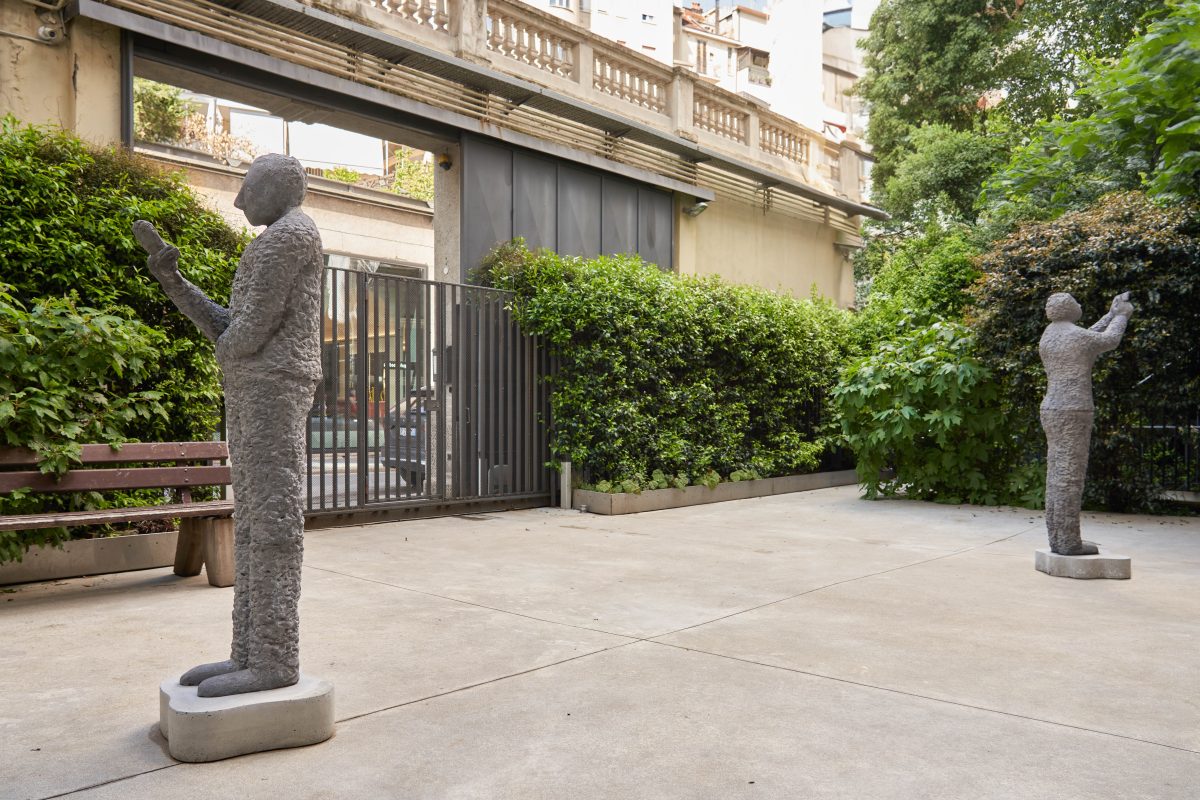 <i>courtyard project</I>, 2024</br>
installation view, kaufmann repetto milan, 2024