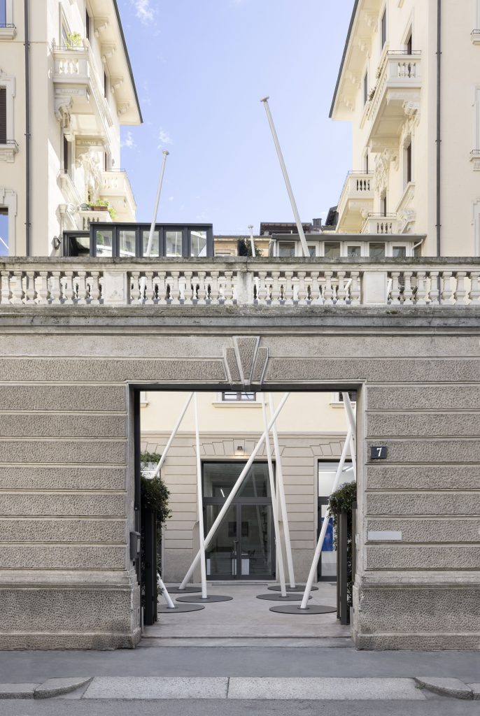 <i>fantasia</I>, 2011</br>
installation view, kaufmann repetto milan, 2024