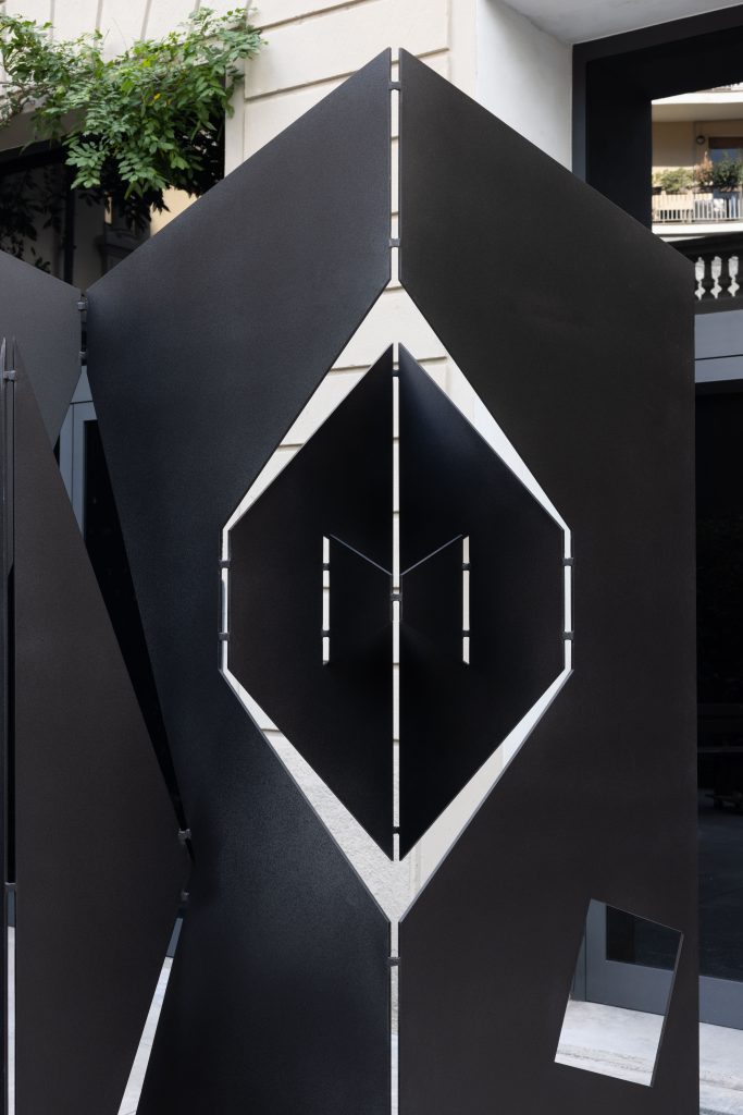<i>Scultura da viaggio</i>, 1959-1985 </br>
(detail)
