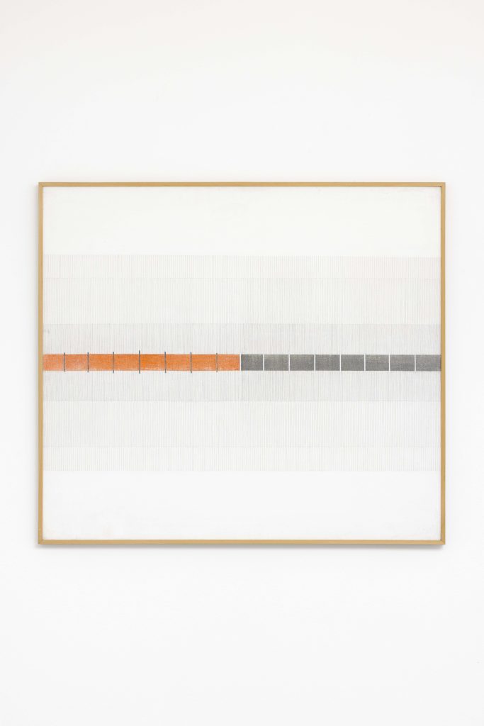 <i>Sequenza cromatica 1 - Segni e misure</i>, 1968 </br>
tempera and pencil on canvas </br>
90,5 x 102 x 1,5 cm / 35.6 x 40.1 x 0.5 in>