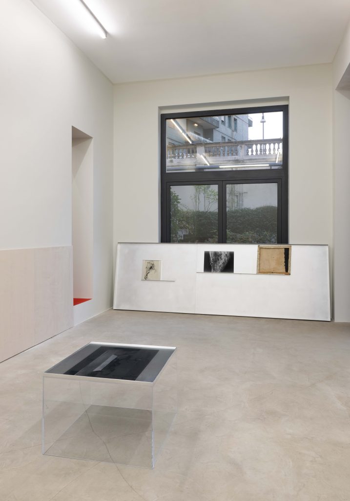 <i>Back Facing Front</i>, 2025
</br> installation view, kaufmann repetto Milan