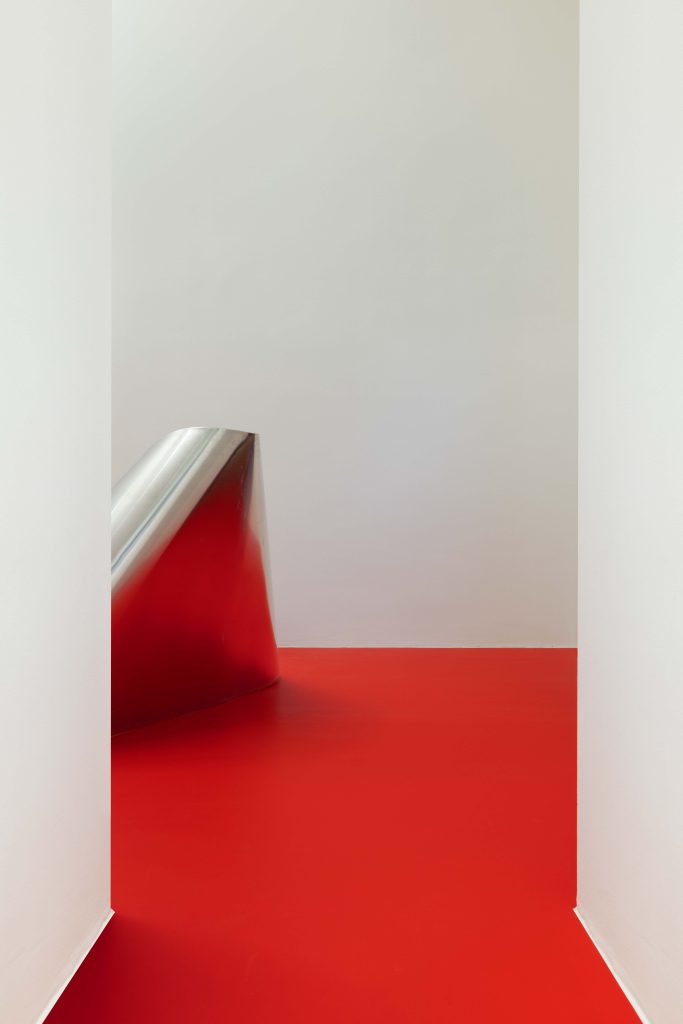 <i>Back Facing Front</i>, 2025
</br> installation view, kaufmann repetto Milan