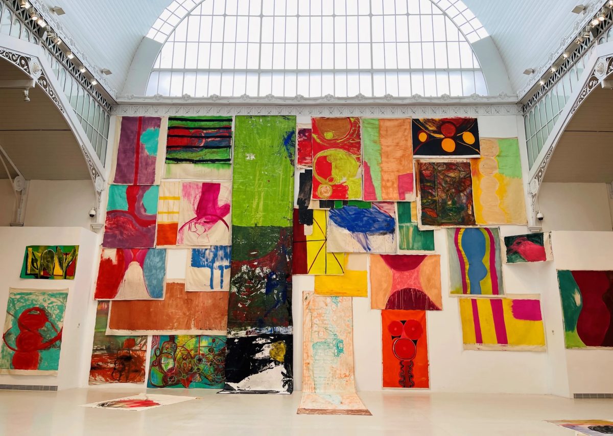 <i>Vivian Suter,</i> 2022 </br> installation view, Museo Reina Sofia, Madrid>