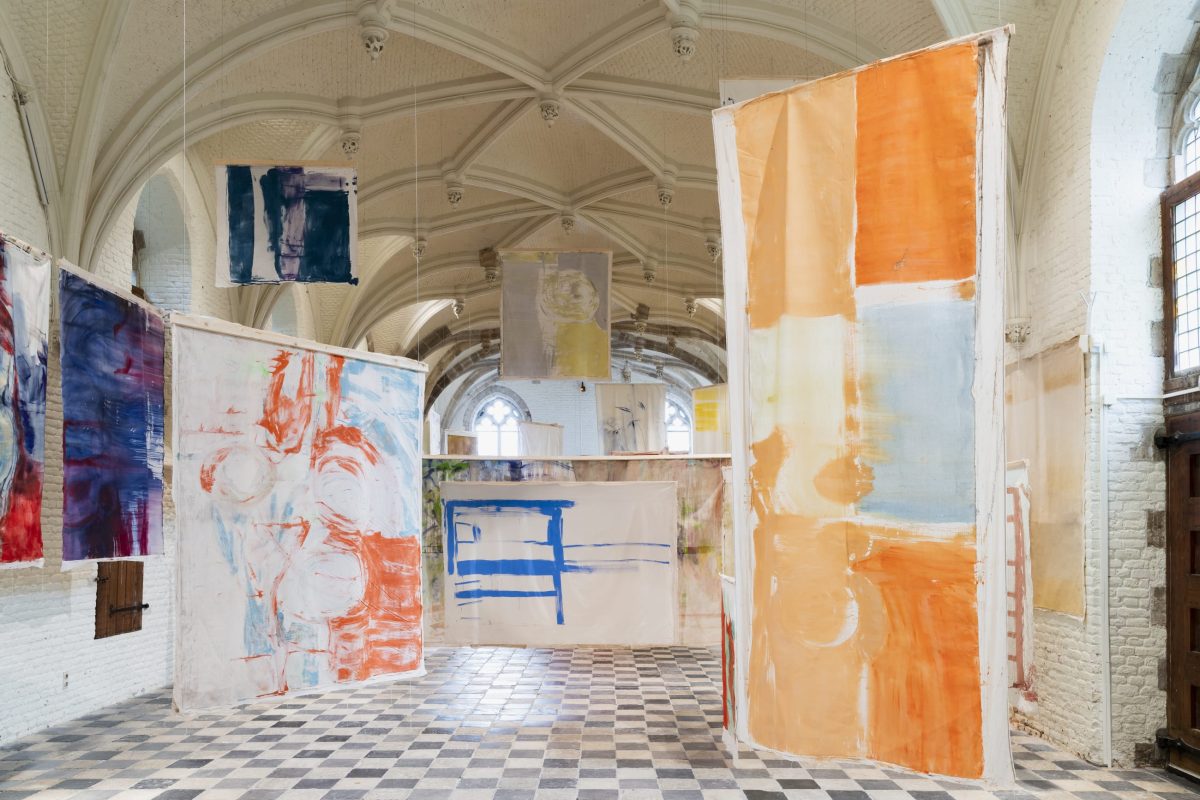 <i>Worm in a Water Glass,</i> 2022 </br>
installation view, Vleeshal Center for Contemporary Art, Middelburg