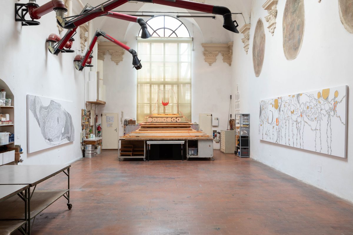<i>iDOLO,</i> 2024 </br>
installation view,  Laboratorio degli Angeli, Bologna>
