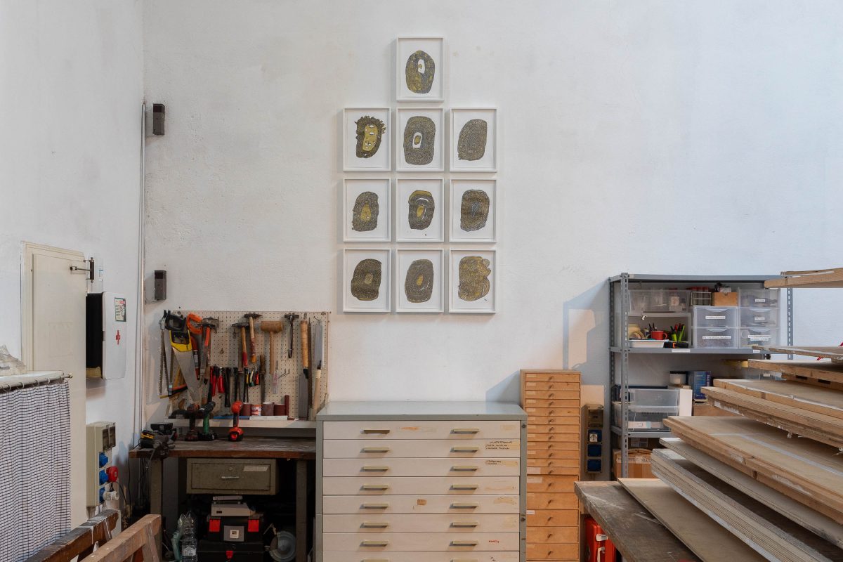 <i>iDOLO,</i> 2024 </br>
installation view,  Laboratorio degli Angeli, Bologna>