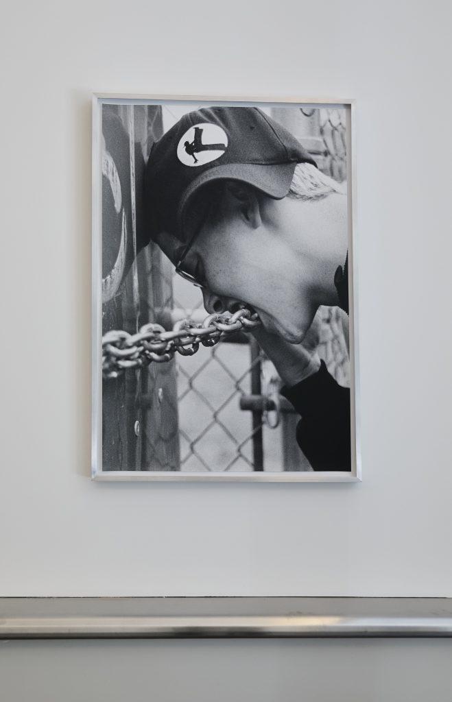  <i>Breaker (Chain),</i> 1997/2023</br>silver gelatin print</br> 94 x 64,8 cm / 37 x 25.5 in